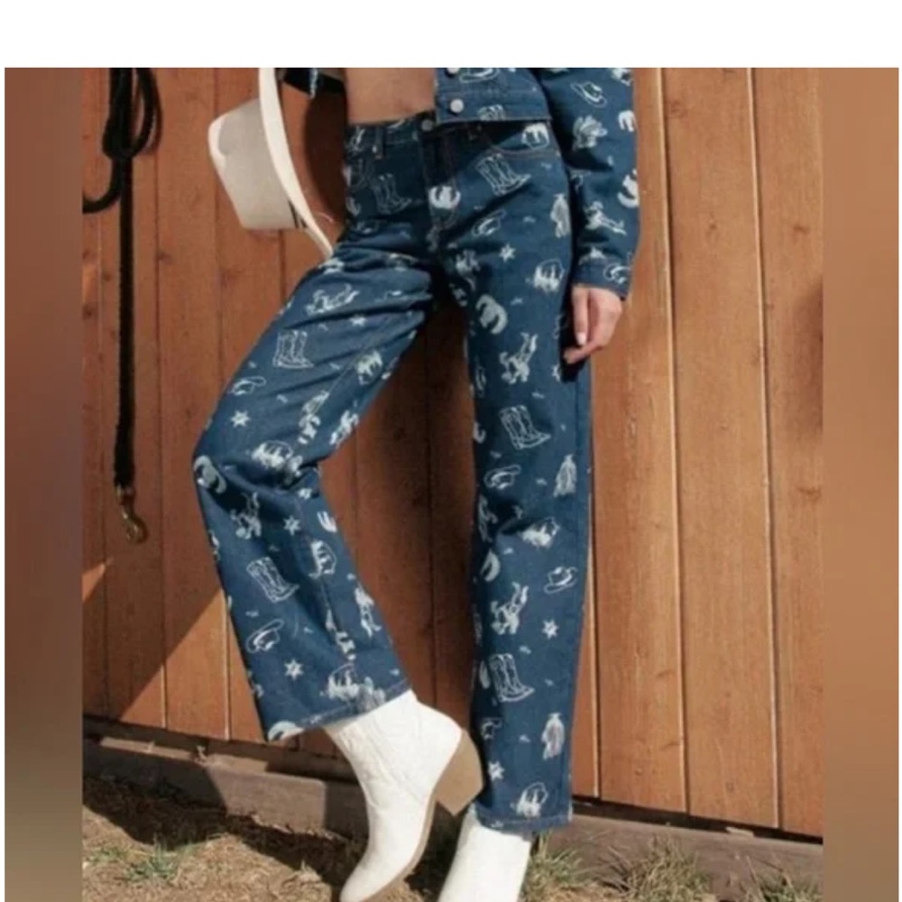 Stylish Blue western Patterned Straight Leg Jeans - Picture 2 of 11